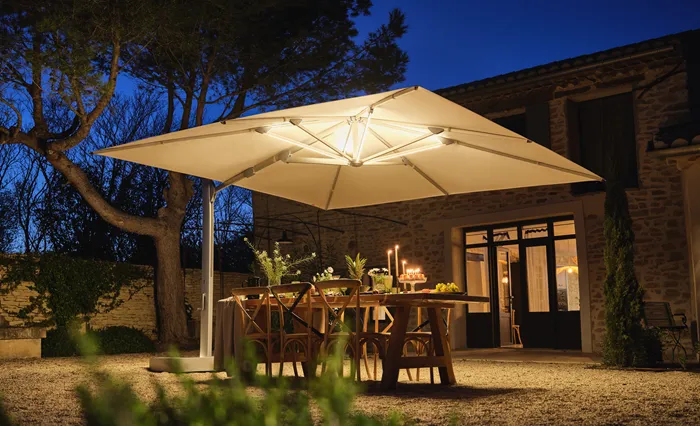 ambiente-nova-by-night_glatz_2025